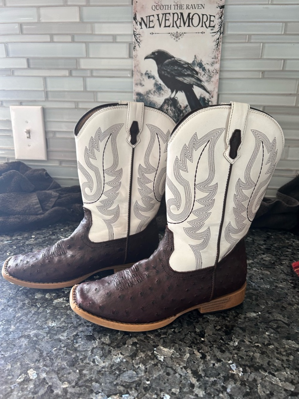 Gently Used Roper Big Kids Faux Ostrich Cowboy Boots Size 5